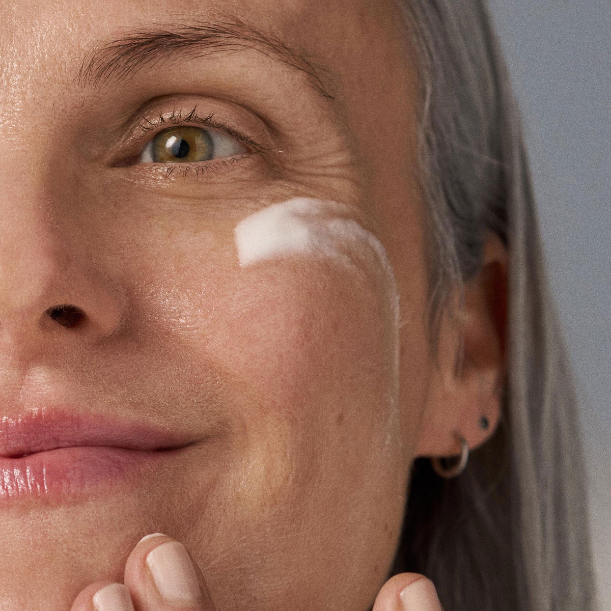 intensive moisture cleanser